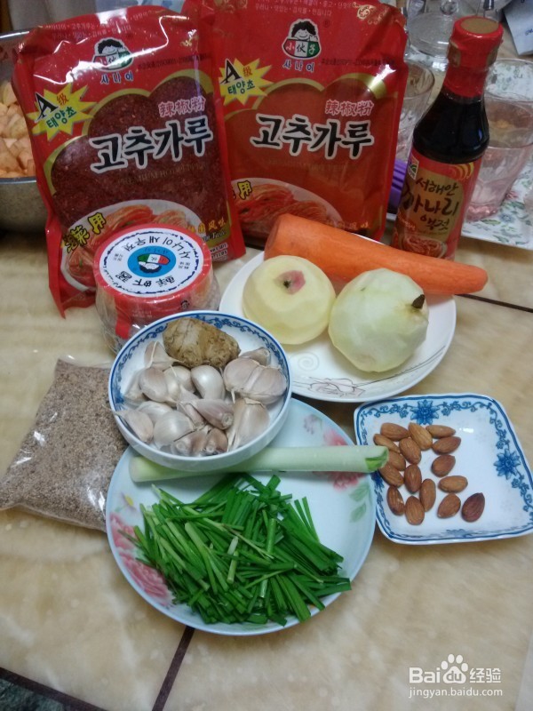 怎么做萝卜块泡菜