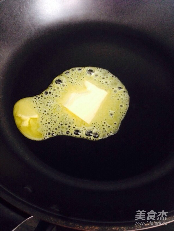 黄油鸡蛋火腿吐司卷