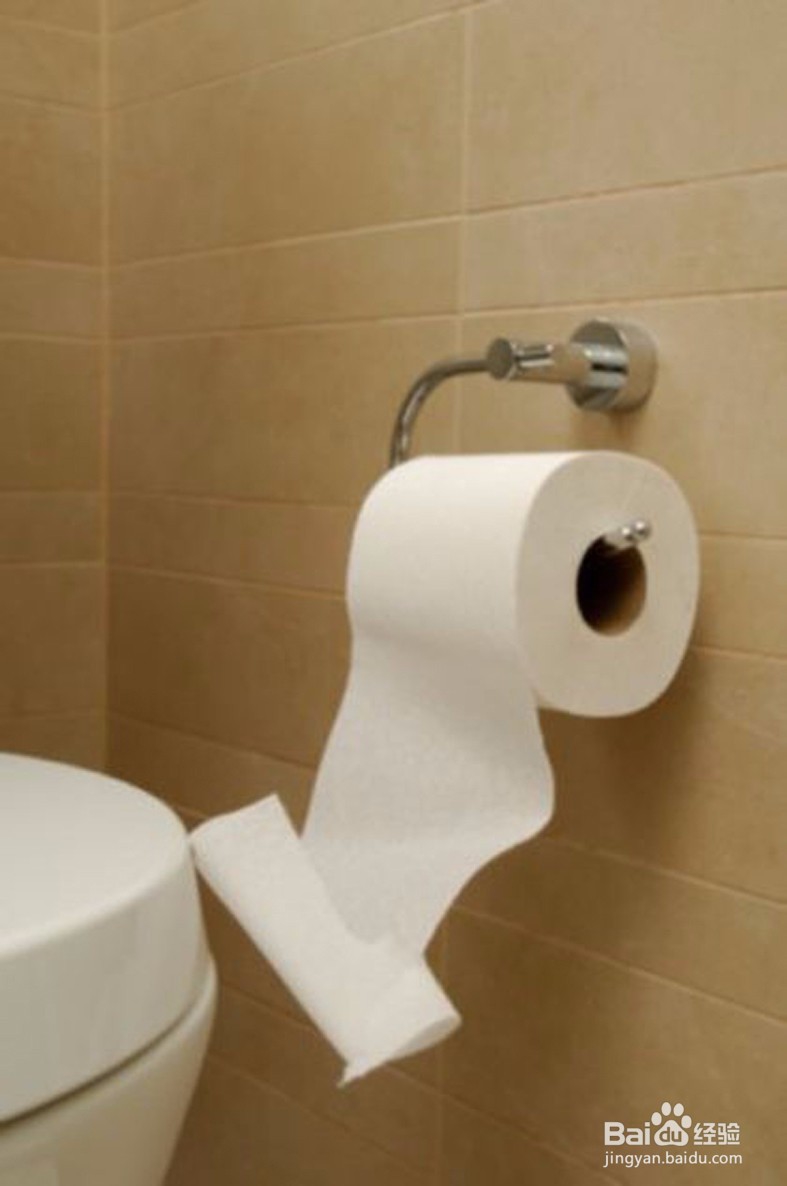 住宾馆,马桶总是溅屁股上水花,怎么办?