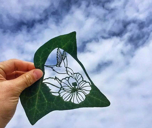 四个小人头对头剪纸怎么剪