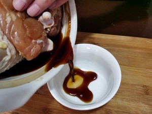 电饭煲鸡腿的简单做法