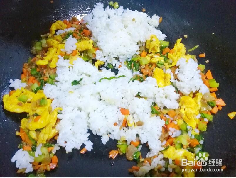 鸡蛋炒饭的做法