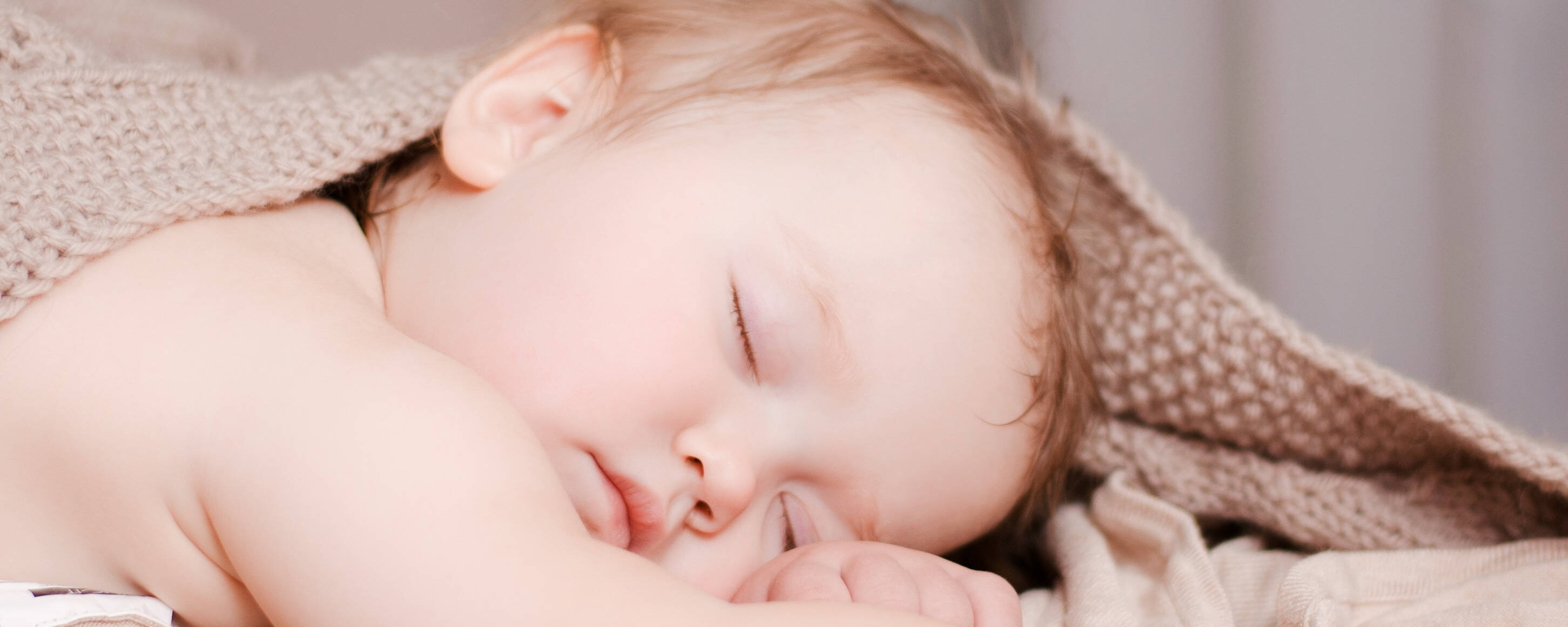 精选植萃婴儿面霜打卡宝贝水嫩肌