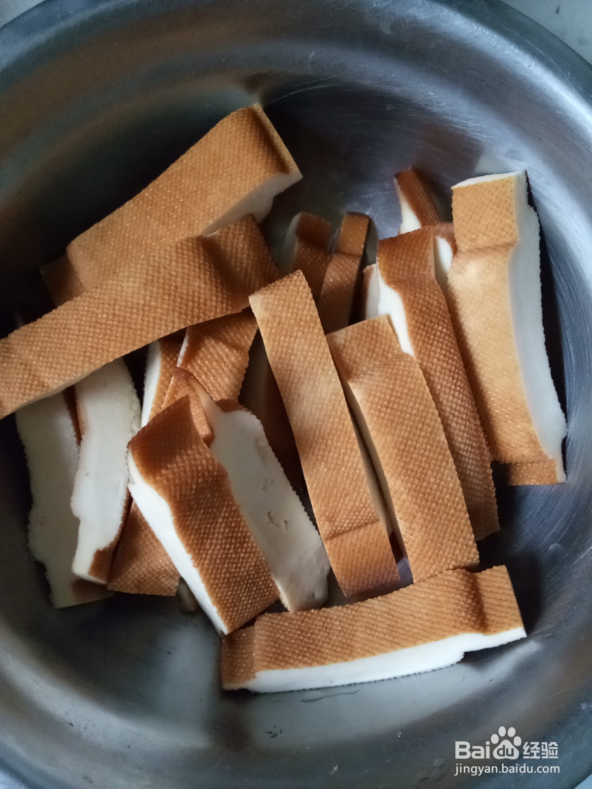 胡萝卜豆干炒秋葵