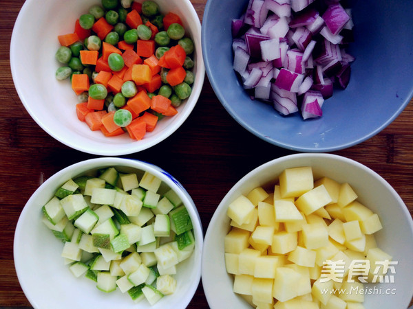 咖喱鸡丁饭的做法