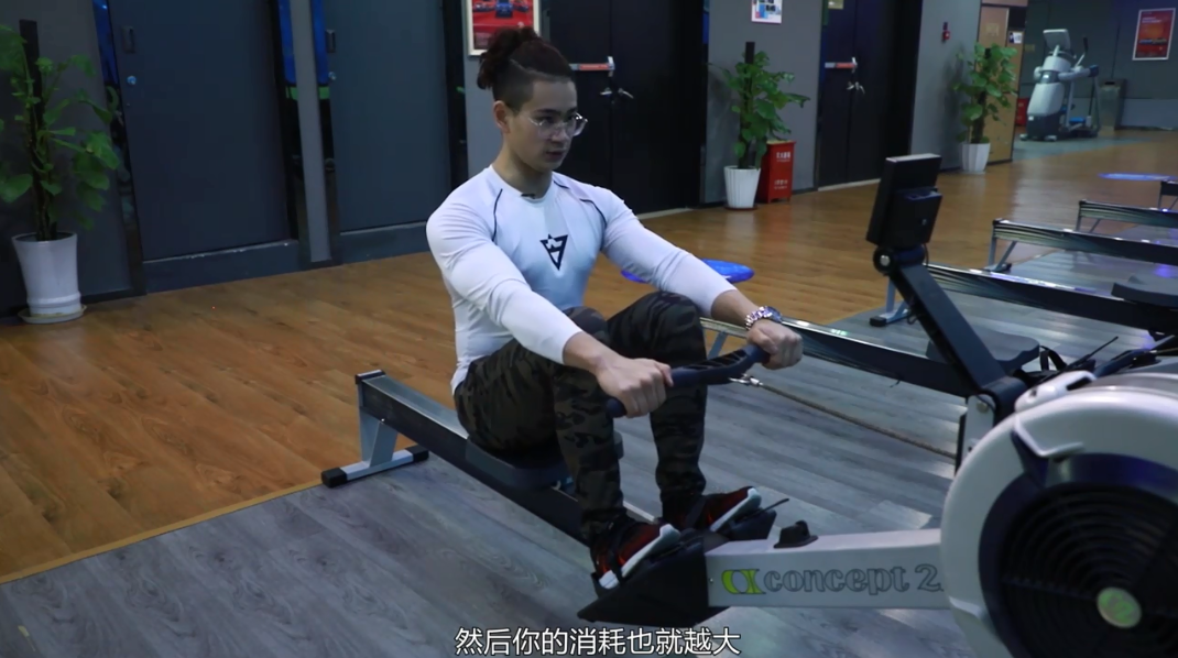 有氧减脂器械怎么练习划船