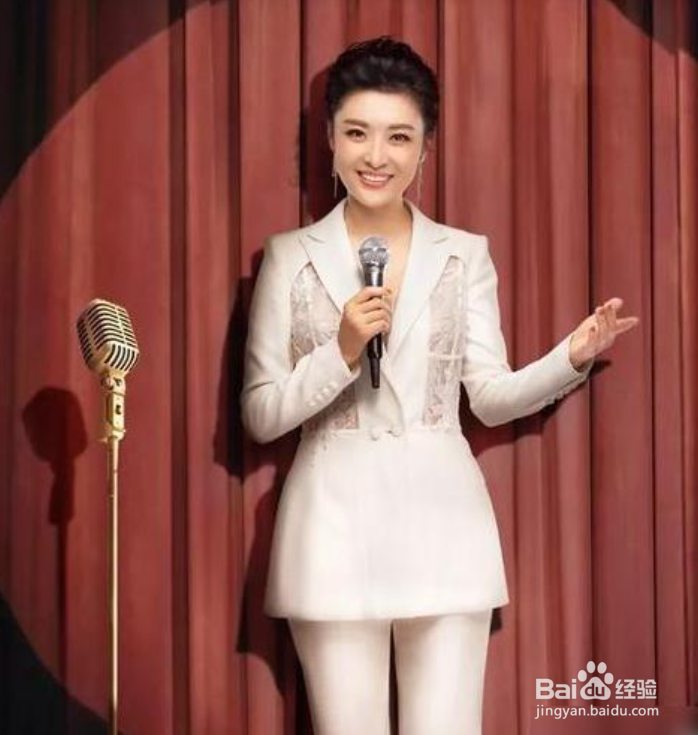 如何夸赞主持人