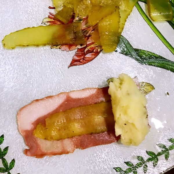 培根烤土豆泥卷