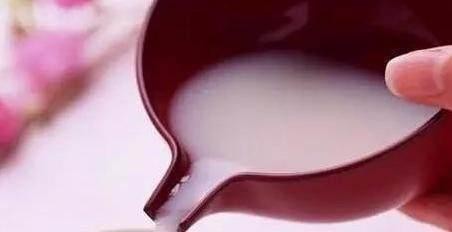 床单上的霉斑怎么去除的小窍门