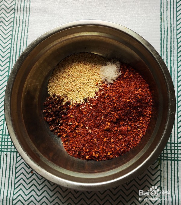 如何制做美味精炼红油辣子