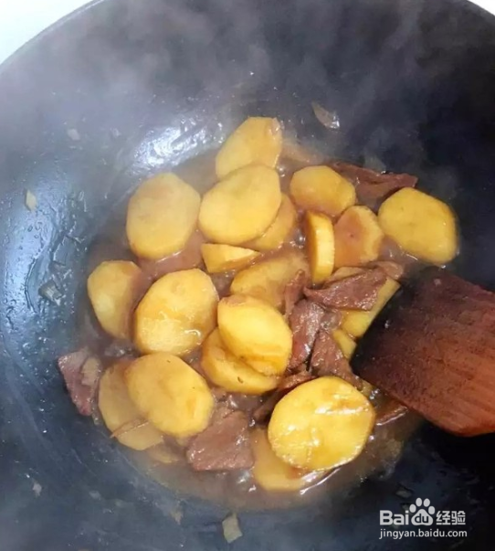 山药炖肉的做法