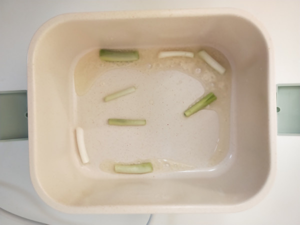 翡翠白菜鱼丸汤