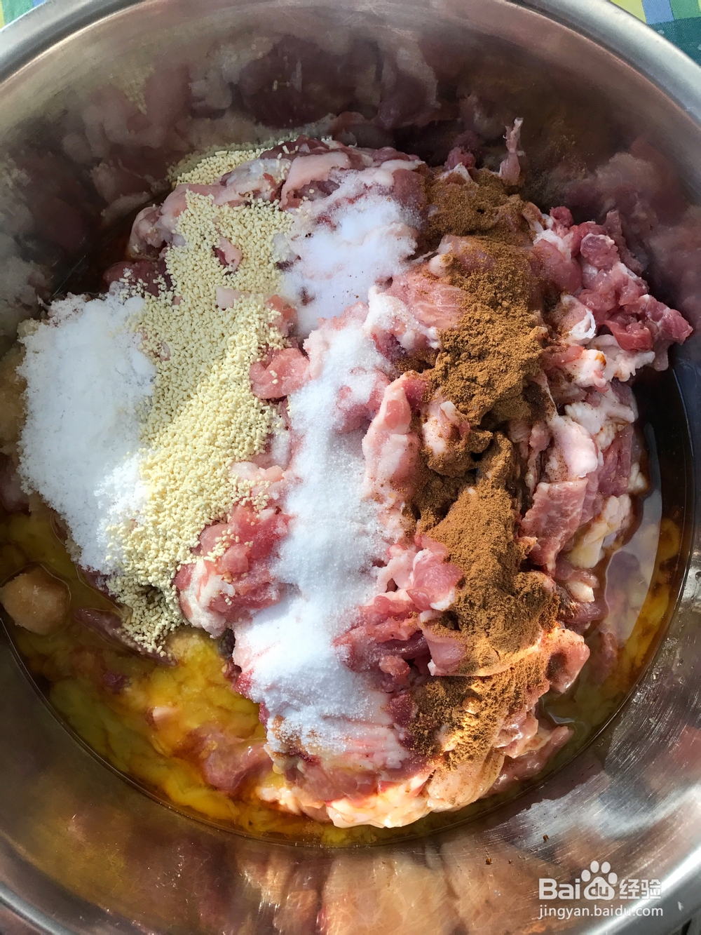 美味可口的香肠