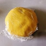 酥脆软糯香甜的蜜红豆乳酪派