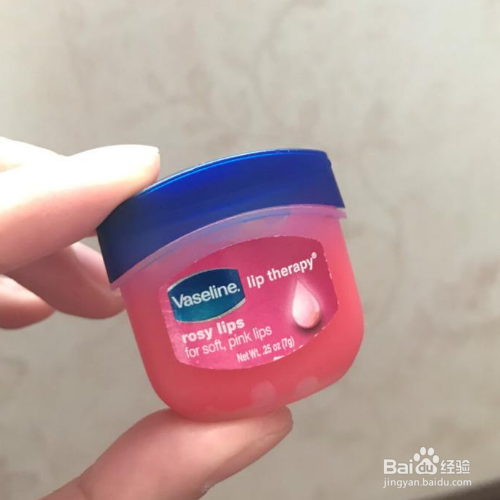 凡士林唇膜的正确使用方法