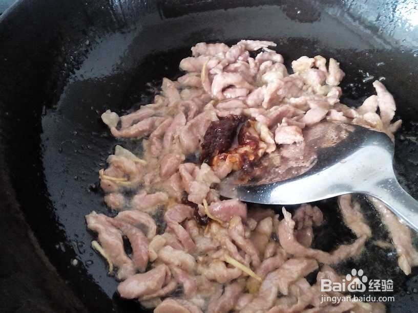 东北家常菜：韭苔炒肉丝