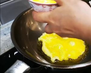 怎么做好吃的韭黄虾仁炒蛋