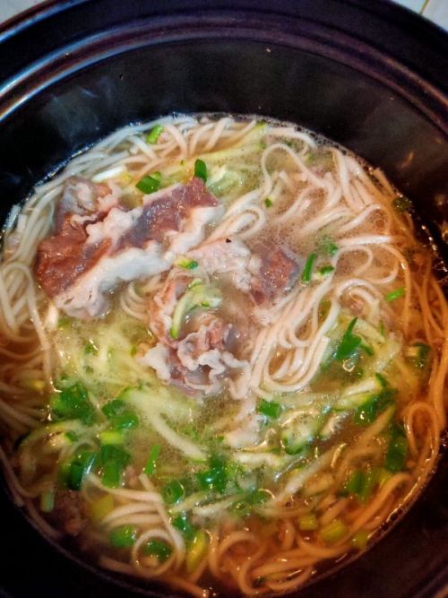 快手家常肥牛面