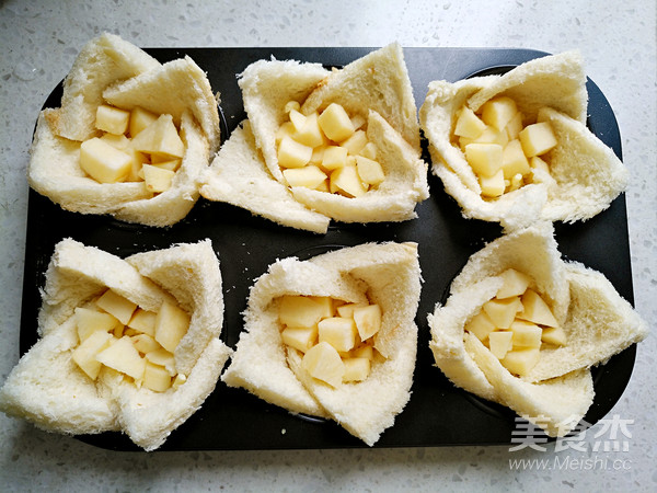 苹果吐司披萨盏