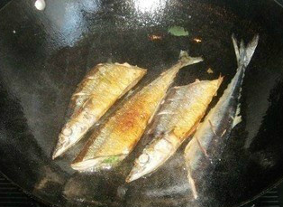 煎秋刀鱼简单版的做法