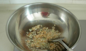 虾皮炒双丝的做法