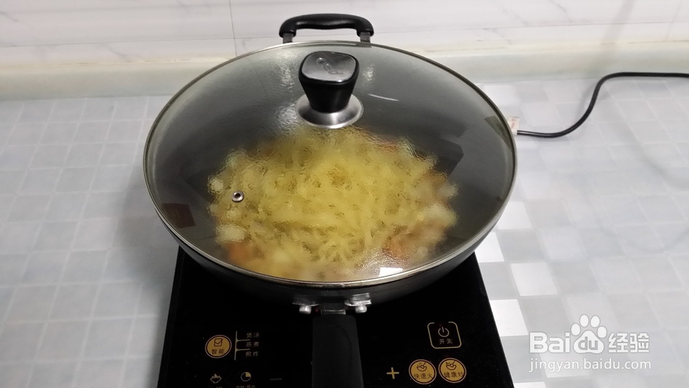 西红柿葱头酥肉炒意大利面