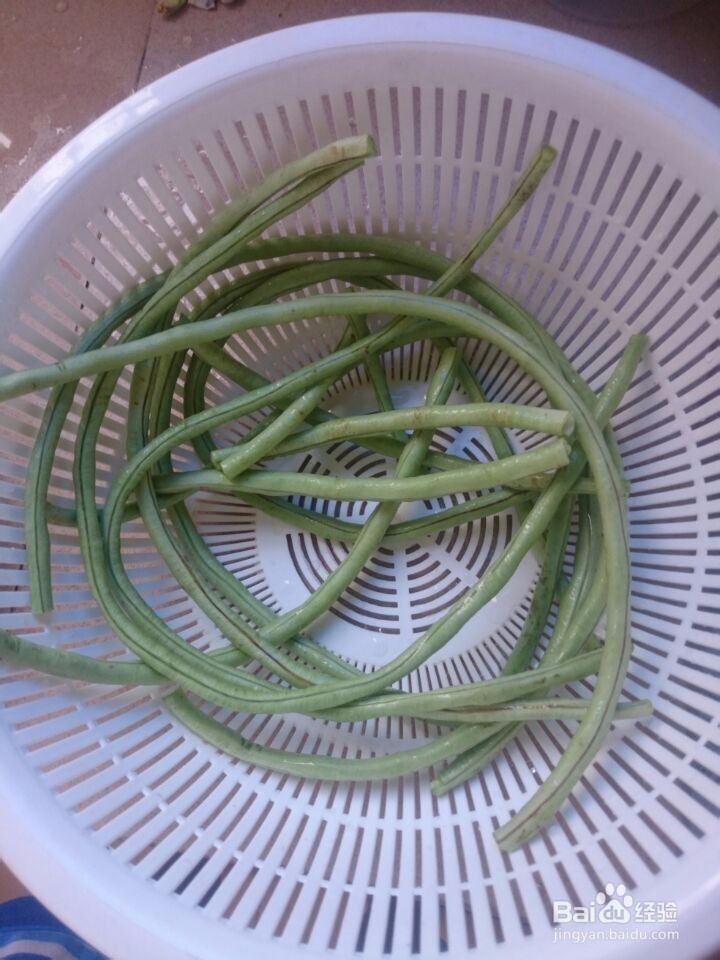 晚餐吃什么——豆角炒腊肠