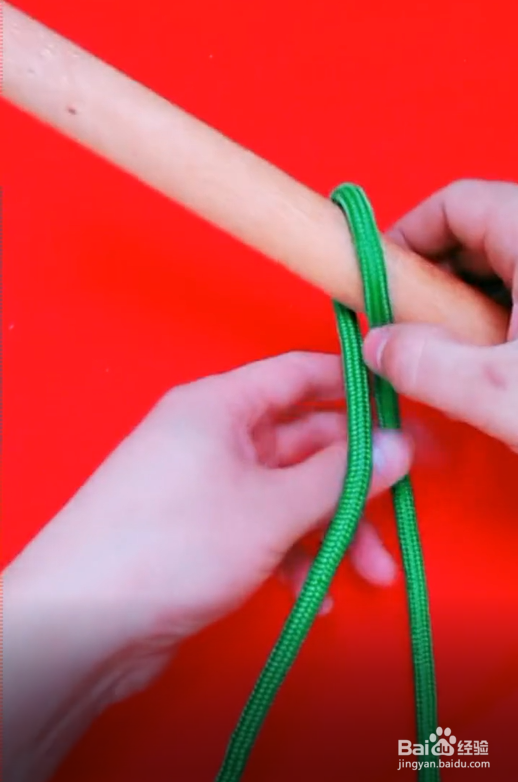 如何打拖车压扣?