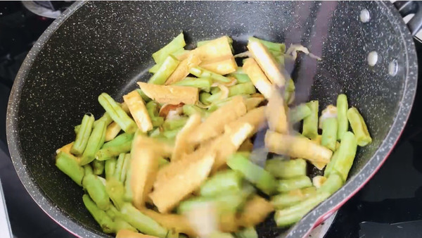 锅烧豆腐烧豆角