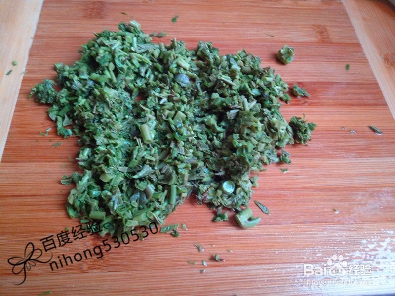 香椿炒鸡蛋怎么做？家常香椿炒鸡蛋怎么做？