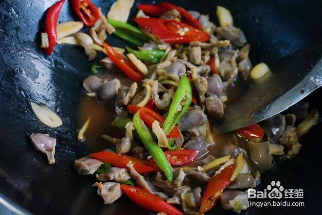 清爽可口又开胃炒鸡胗