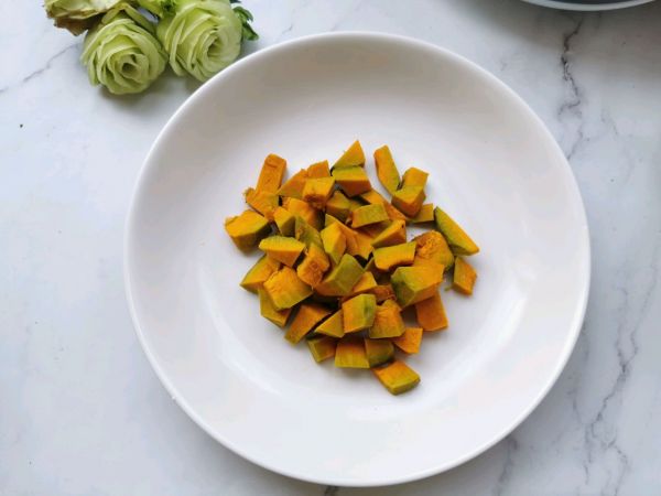 南瓜小米藜麦粥