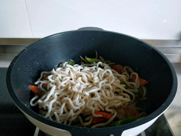 黑椒牛肉乌冬面