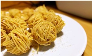 简单易做的酥脆“毛线”小丸子
