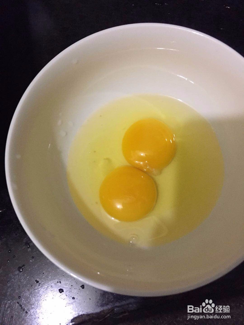 荠菜炒鸡蛋的做法哦？