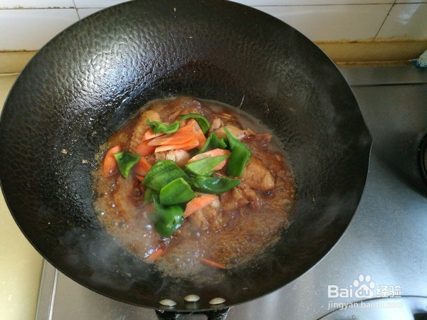 啤酒和鸡翅相遇