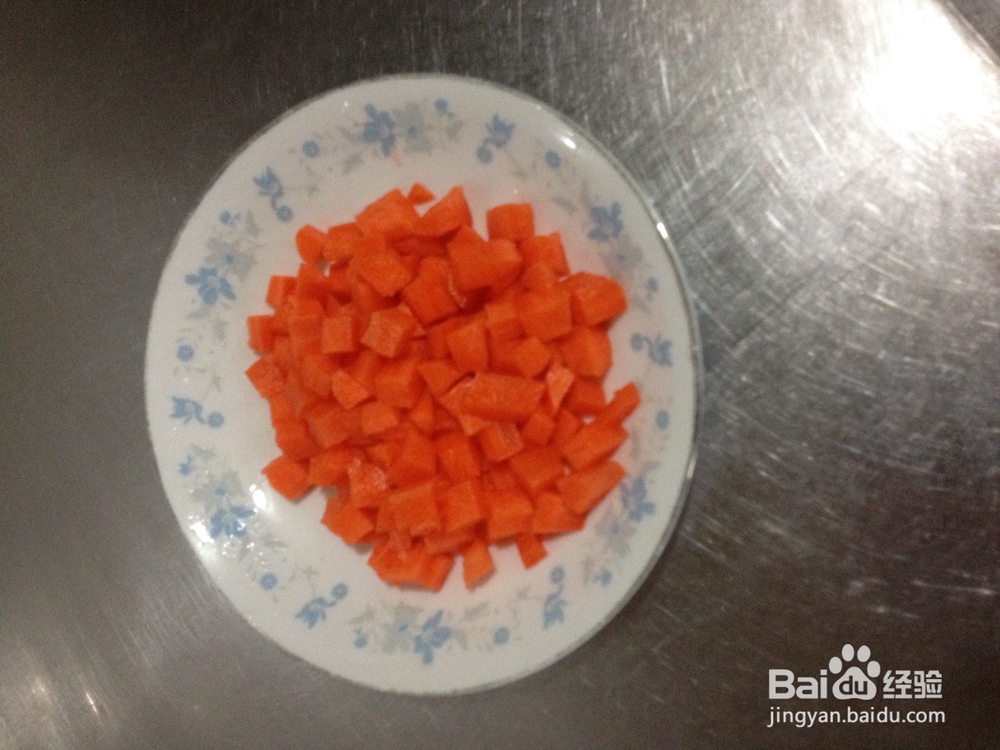 怎样做豌豆好吃——多彩鸡丁豌豆做法