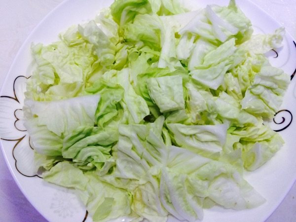 白菜炒木耳的做法，妈妈们学会了吗？