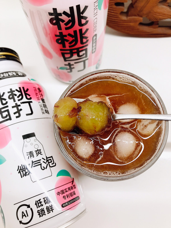 果果桃桃西打气泡水