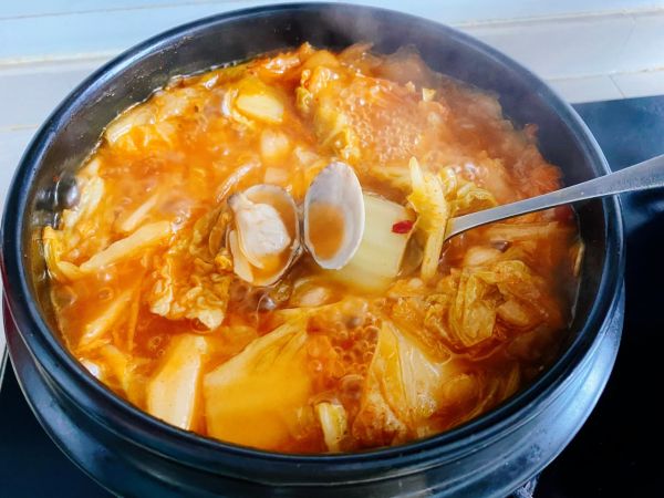 韩式辣白菜嫩豆腐汤