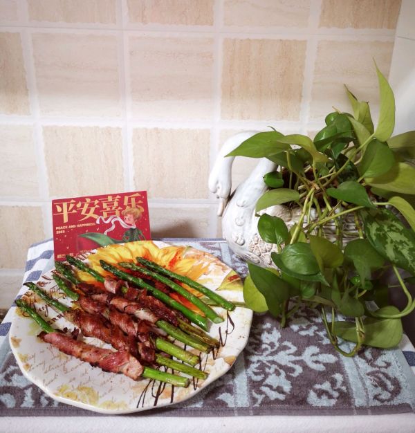 香煎培根芦笋卷