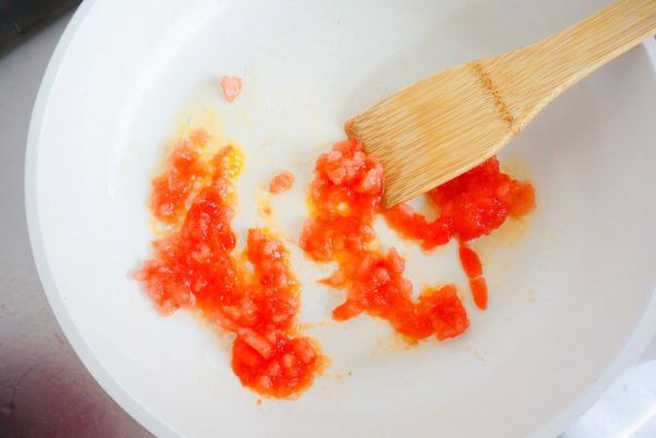 番茄菠菜粒粒面