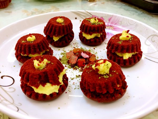 红丝绒奶油酒心蛋挞