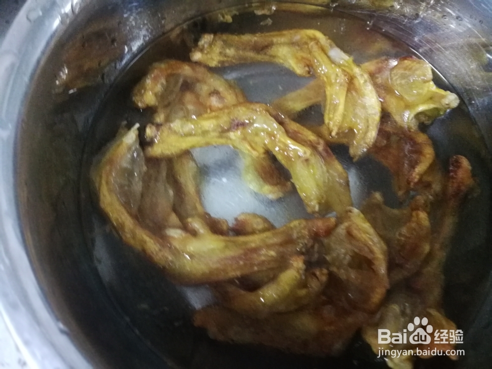 适合新手做的酸笋蚝油焖鸭脚