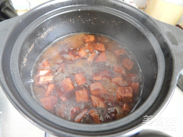 砂锅土豆胡萝卜炖牛腩