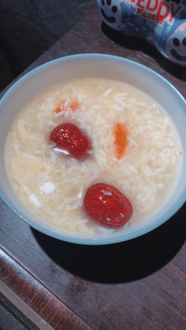 红枣枸杞米酒蛋花汤