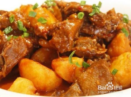 红烧肉土豆最家常的做法是什么