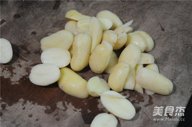 焦香小土豆的做法