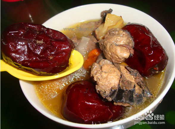 乌鸡红枣汤怎么做