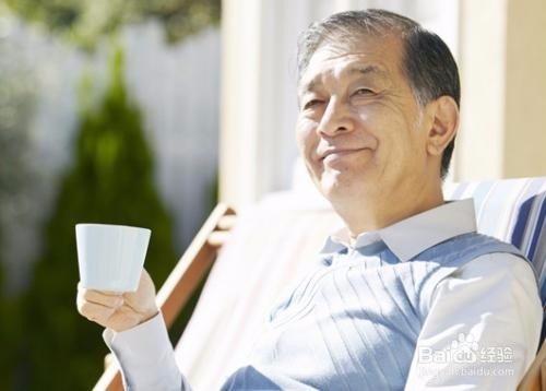 老年人在选择钙片时应注意什么？